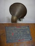 画像12: Vintage Siebe Gorman&Co.LTD Foot Bellows Horn Alarm / Air Pump Firefighters コレクターアイテム 海洋 航海 イギリス 英国 アンティーク エアホーン 真鍮 ラッパ ディスプレイ 店舗什器 レザー 革製 木製 インテリア オブジェ