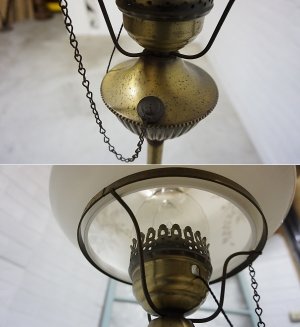 画像16: 西洋　クラシカル　古いアンティーク　1灯　フロアライト　アイアン　ゴールド色　乳白ガラス　スタンドライト　照明　オイルランプ風　英国　洋館　カフェ