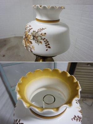 画像14: 西洋　クラシカル　古いアンティーク　1灯　フロアライト　アイアン　ゴールド色　乳白ガラス　スタンドライト　照明　オイルランプ風　英国　洋館　カフェ