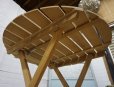画像11: フランス　ヴィンテージ　フォールディング　ディスプレイ　ガーデン　丸テーブル　ラウンドテーブル　棚　台　ディスプレイ　折り畳み　折り脚　天然木 　カントリー  