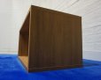 画像9: 展示品　北欧モダン　ウォールナット材　無垢材　オープンシェルフ　棚　台　サイドテーブル　縦横可能　フレキシブル　椅子　チェア　ベンチ　スツール
