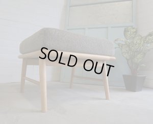 画像1: 展示品　北欧モダン　ソファ　オットマン　スツール　グレー色　 チェア　椅子　イス　スクエア