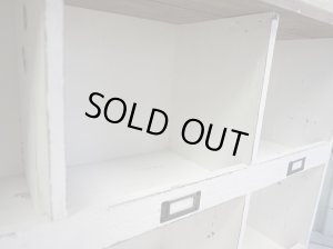 画像17: フレンチカントリー　古い木　ペインティング　収納　キャビネット　靴箱　シューズボックス　下駄箱　シェルフ　飾り棚　陳列棚　台　ディスプレイ　サイドボード　本棚　西洋　英国　ヴィンテージ