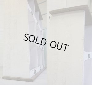 画像9: フレンチカントリー　古い木　ペインティング　収納　キャビネット　靴箱　シューズボックス　下駄箱　シェルフ　飾り棚　陳列棚　台　ディスプレイ　サイドボード　本棚　西洋　英国　ヴィンテージ