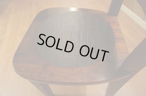 画像5: 古民家風　欅材　ケヤキ　座繰り　サイドチェア　ダイニングチェア　椅子　イス　民芸家具　１脚出品　在庫２脚　(2)