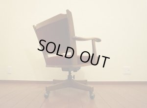 画像9: ヴィンテージ　karimoku カリモク　アームチェア　書斎椅子　デスクチェア　回転椅子　昇降　楢材　オーク材　キャスターチェア　イス　ワインレッド　モケット