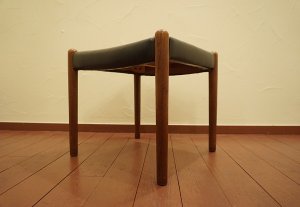 画像3: ヴィンテージ　チーク材　フェイクレザー　ブラック　スツール　チェア　腰掛け　椅子　イス　オットマン　北欧　ビンテージ