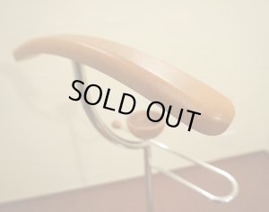 画像6: ポストモダン　ミッドセンチュリー　ヴィンテージ　スーツスタンド　ハンガーラック　コートハンガー　洋服掛け　バレットスタンド　チェリー材 × アイアン　ディスプレイ　店舗什器　スペースエイジ　北欧　ビンテージ