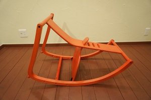 画像2: e-chair　イーチェア　佐々木敏光　ダイニングチェア　子供から大人まで　キッズチェア　子供椅子　木馬（ロッキング）にもなる　バンビーニ　北欧モダン