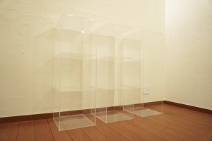 画像2: アクリルショーケース　透明 クリア　アクリルボックス　店舗什器　展示台　業務用　コレクションケース　フィギュア　H90cm　ディスプレイラック　☆３段 × ３セット☆　シェルフ　収納棚　飾り棚
