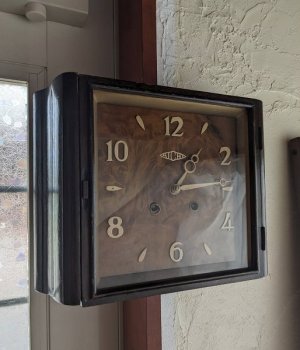 画像1: 希少　古き良き時代　ヴィンテージ　AICHI アイチ時計　愛知時計電機　ゼンマイ式　手巻き式　掛け時計　柱時計　振り子時計　ボンボン時計　アンティーク　ディスプレイ　店舗什器　古民家　レトロ　カフェ　骨董