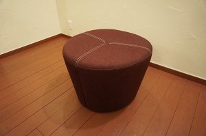 画像1: 北欧モダン　NISIA　STOOL　ニーシャ　ラウンジ　ストーン　スツール　FLYMEe Vert / フライミーヴェール　ソファ　オットマン　椅子　イス　チェア　スペースエイジ　ディスプレイ　店舗什器