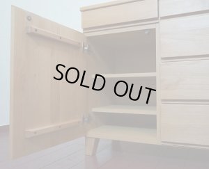 画像6: 北欧スタイル　アルダー材　サイドボード　レンジボード　チェスト　収納棚　シェルフ　箪笥　飾り棚　陳列台　キャビネット