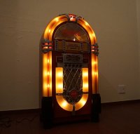 JUKE BOX ジュークボックス　ヴィンテージ　ノルタルジック　CD カセット ラジオ　照明　ライト　ネオン　Coca-Cola コカ・コーラ　H100cm　店舗什器　古き良き時代　アメリカンミッドセンチュリー　ディスプレイ　インテリア　オブジェ　レトロ　喫茶　カフェ