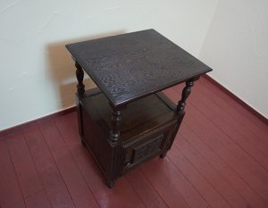 画像8: 西洋　クラシカル　キャビネット　コーナーテーブル　サイドテーブル　コンソール　オーク材　飾り棚　台　シェルフ　アンティーク　洋館　英国スタイル　彫刻