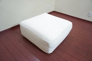 画像1: cassina カッシーナ モデル271 羽毛 フェザー入り MEX CUBE メックスキューブ ソファ オットマン スツール ピエロ・リッソーニ 在庫2つ　(2)