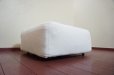 画像5: cassina カッシーナ モデル271 羽毛 フェザー入り MEX CUBE メックスキューブ ソファ オットマン スツール ピエロ・リッソーニ 在庫2つ　(1)