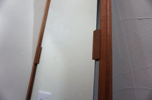 画像4: 北欧　ミッドセンチュリー　ヴィンテージ　ビンテージ　チーク材　無垢材　壁掛け　鏡　姿見　ディスプレイ　ウォールミラー　カフェ　店舗什器