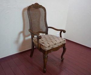 画像1: 西洋　クラシカル　英国　アンティーク調　アームチェア　ダイニングチェア　サロンチェア　洋館　椅子　イス　在庫2脚　(1)