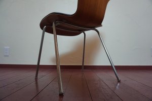 画像10: 希少　古き良き時代　ミッドセンチュリー　ヴィンテージ　剣持勇　天童木工　チェア　椅子　イス　チーク材　×　合皮　黒　ブラック　当時物　レトロ　カフェ　1脚出品　在庫3脚　(3)