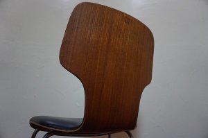 画像10: 希少　古き良き時代　ミッドセンチュリー　ヴィンテージ　剣持勇　天童木工　チェア　椅子　イス　チーク材　×　合皮　黒　ブラック　当時物　レトロ　カフェ　1脚出品　在庫3脚　(4)