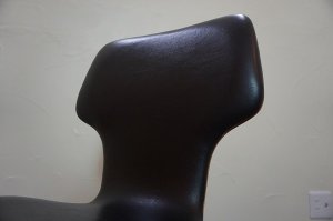 画像7: 希少　古き良き時代　ミッドセンチュリー　ヴィンテージ　剣持勇　天童木工　チェア　椅子　イス　チーク材　×　合皮　黒　ブラック　当時物　レトロ　カフェ　1脚出品　在庫3脚　(4)