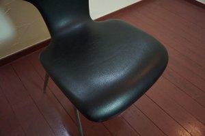 画像7: 希少　古き良き時代　ミッドセンチュリー　ヴィンテージ　剣持勇　天童木工　チェア　椅子　イス　チーク材　×　合皮　黒　ブラック　当時物　レトロ　カフェ　1脚出品　在庫3脚　(3)