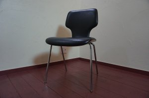 画像1: 希少　古き良き時代　ミッドセンチュリー　ヴィンテージ　剣持勇　天童木工　チェア　椅子　イス　チーク材　×　合皮　黒　ブラック　当時物　レトロ　カフェ　1脚出品　在庫4脚　(3)