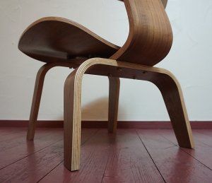 画像12: 【展示美品】　Eams イームズ 初期作品　ミッドセンチュリー　LCW　イージーチェア　ラウンジチェア　ウォールナット材　椅子　イス　北欧モダン　在庫4脚　(1)