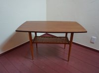 北欧　ヴィンテージ　スウェーデン　チーク材　サイドテーブル　センターテーブル　棚　台　ローテーブル　飾り棚　シェルフ