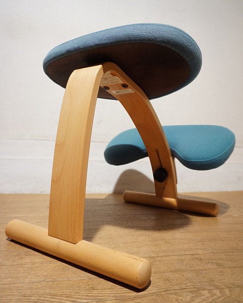 華麗 バランスチェアイージー【リボ RYBO】北欧家具 学習椅子 姿勢矯正