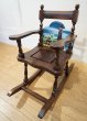 画像1: 【 送料無料 】 ☆古い木味☆　アンティーク　ロッキングチェア　チャイルドチェア　子供椅子　ベビーチェア　ドールチェア　英国　西洋　イギリス (1)