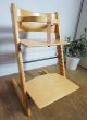 画像4: 北欧　ノルウェー　STOKKE ストッケ　Tripp Trapp Chair トリップトラップチェア　ベビーガード付　革ベルト　ダイニング　高さ調節機能　取説付き　子供椅子　デスクチェア　ナチュラル色 (4)