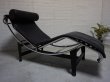 画像3: ル・コルビジェ　LC4　シェーズロング　１P　ソファ黒　イタリア製　本革　寝椅子　ロッキングチェア　安楽椅子　 (3)